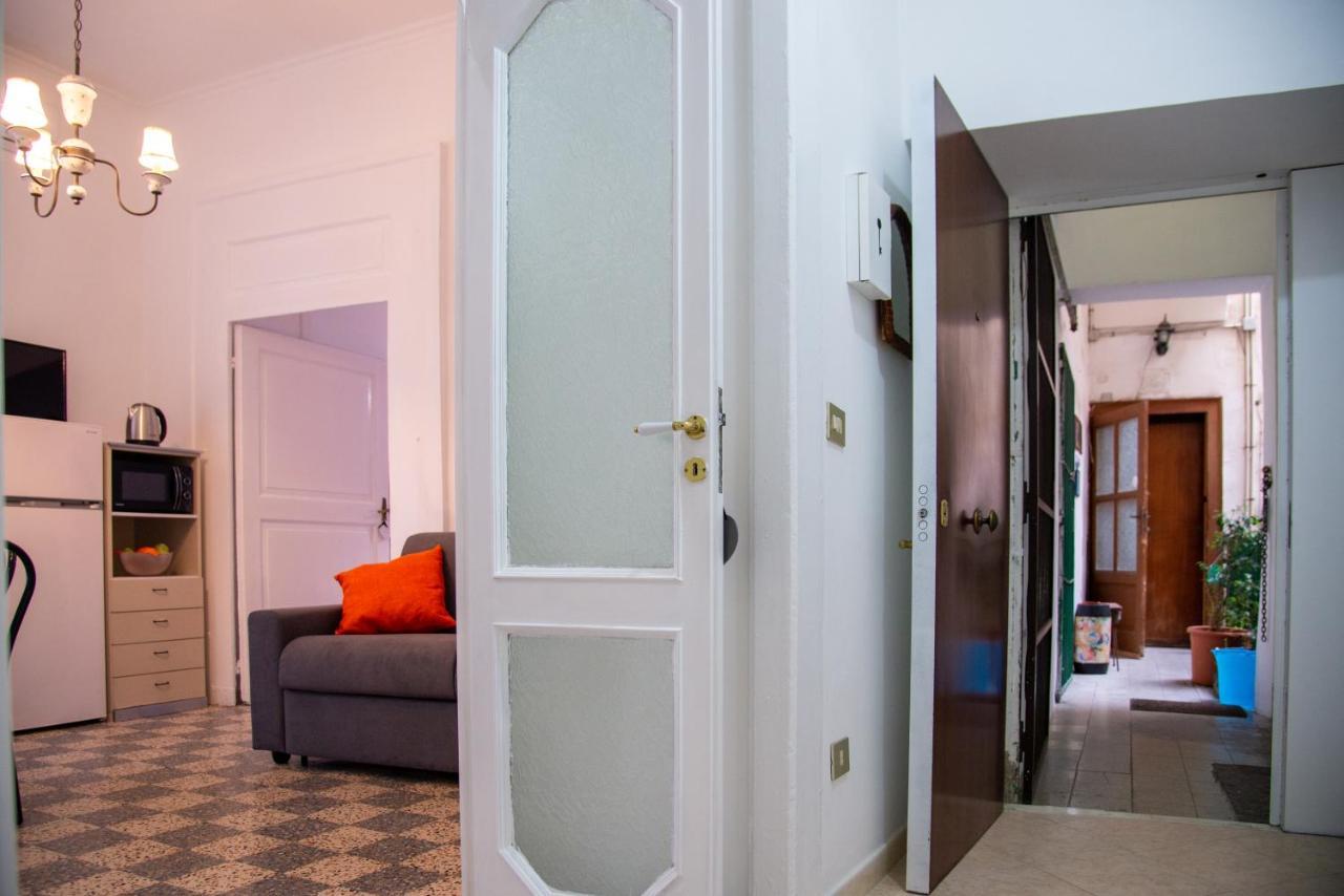Domus Anticaglia By Domusextra Apartment Napoli Ngoại thất bức ảnh
